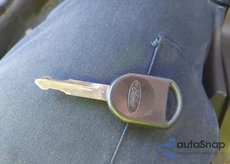 2013 Ford Mustang V6 z USA, uszkodzony, nr VIN 1ZVBP8AM3D5226530